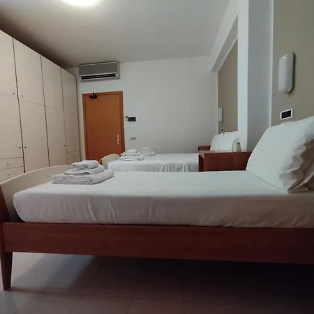 Hostel Ah Rome