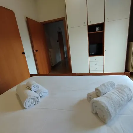 Ah Hostel *