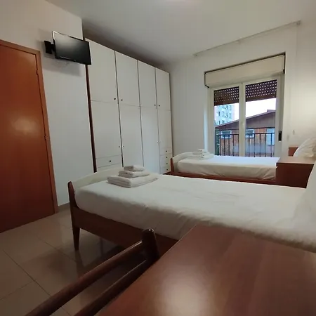 Hostel Ah