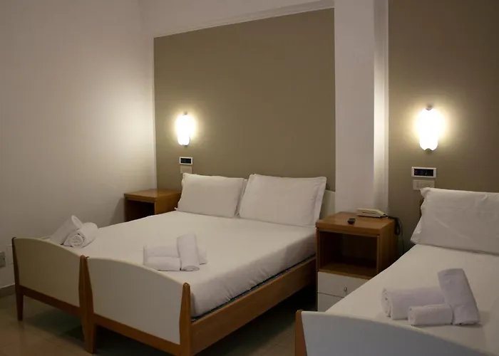 Ah Hostal *